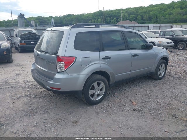 45220947 :رقم المزاد ، JF2SHABCXDH402423 vin ، 2013 Subaru Forester 2.5x مزاد بيع