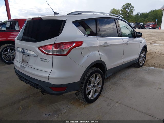 45220985 :رقم المزاد ، 1FMCU0JX9FUC24054 vin ، 2015 Ford Escape Titanium مزاد بيع