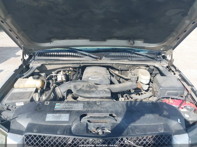 45220998 :رقم المزاد ، 3GNEC13T23G125842 vin ، 2003 Chevrolet Avalanche 1500 مزاد بيع