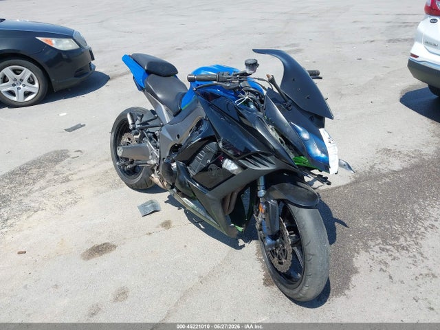 45221010 :رقم المزاد ، JKAZXCG19CA017908 vin ، 2012 Kawasaki Zx1000 G مزاد بيع