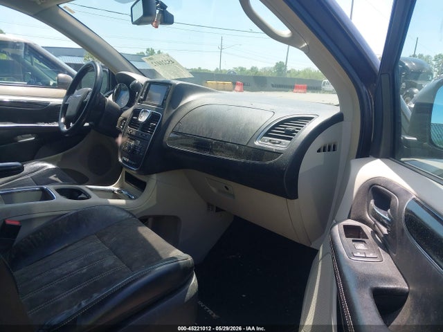 2014 Chrysler Town & Country Touring-l 30th Anniversary მანქანა იყიდება აუქციონზე, vin: 2C4RC1CG6ER421439, აუქციონის ნომერი: 45221012