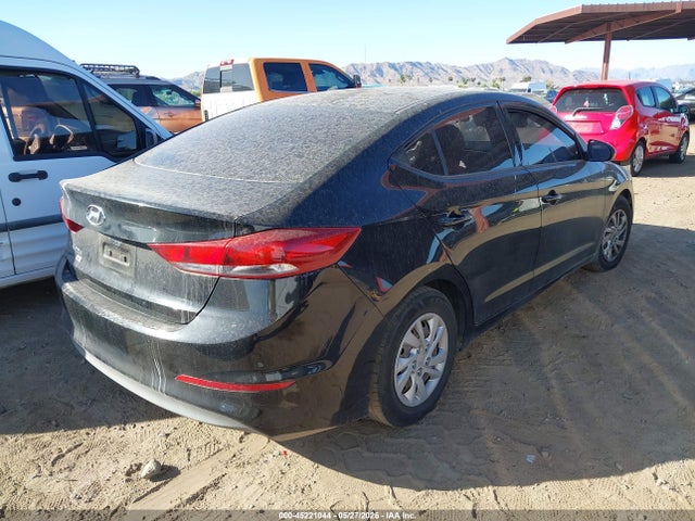 Продажа на аукционе авто 2018 Hyundai Elantra Se, vin: 5NPD74LF8JH344250, номер лота: 45221044
