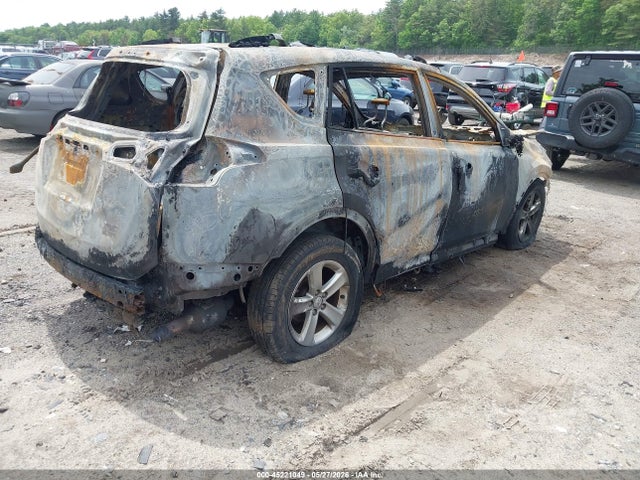 2T3RFREV4EW149089 Toyota Rav4 Xle