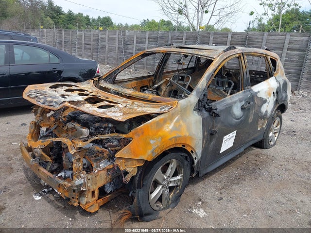 2T3RFREV4EW149089 Toyota Rav4 Xle