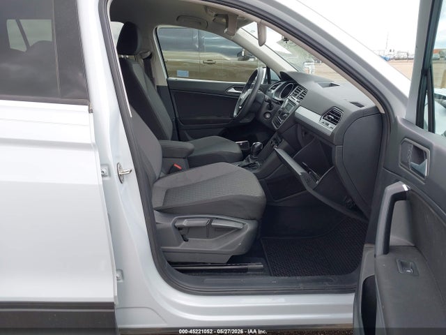 3VV1B7AX4KM061470 Volkswagen Tiguan 2.0t S