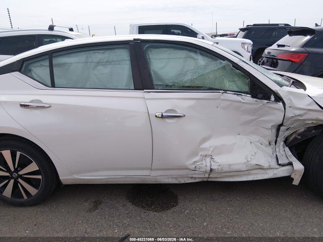 Продаж на аукціоні авто 2022 Nissan Altima Sv Fwd, vin: 1N4BL4DV4NN357355, номер лоту: 45221069