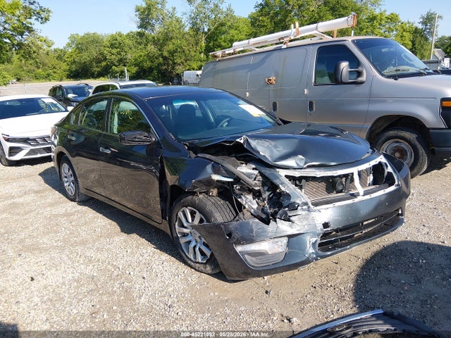 Продаж на аукціоні авто 2015 Nissan Altima 2.5 S, vin: 1N4AL3AP5FC237704, номер лоту: 45221092