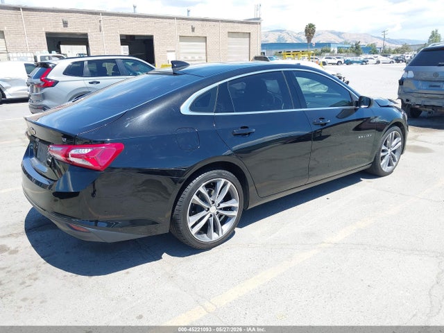 1G1ZD5ST7NF144447 Chevrolet Malibu Fwd Lt