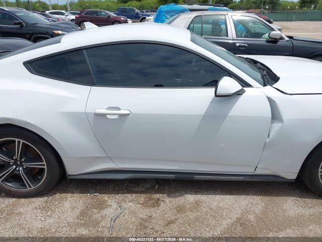 Ford Mustang Ecoboost Fastback 2025 1FA6P8TH6S5124291 Image 14