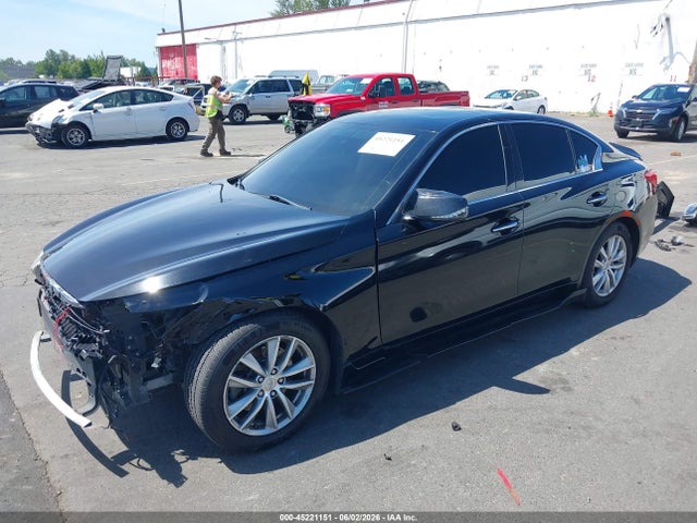 Infiniti Q50 Premium 2014 JN1BV7AR7EM704828 Image 2