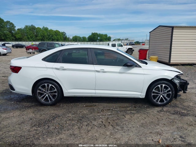 Продажа на аукционе авто 2024 Volkswagen Jetta 1.5t Sport, vin: 3VWBM7BU2RM079085, номер лота: 45221158