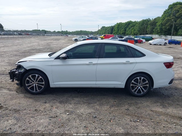 Продажа на аукционе авто 2024 Volkswagen Jetta 1.5t Sport, vin: 3VWBM7BU2RM079085, номер лота: 45221158