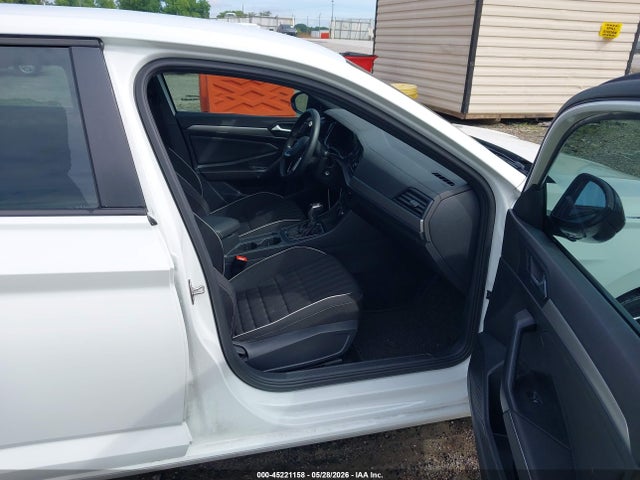 Продажа на аукционе авто 2024 Volkswagen Jetta 1.5t Sport, vin: 3VWBM7BU2RM079085, номер лота: 45221158