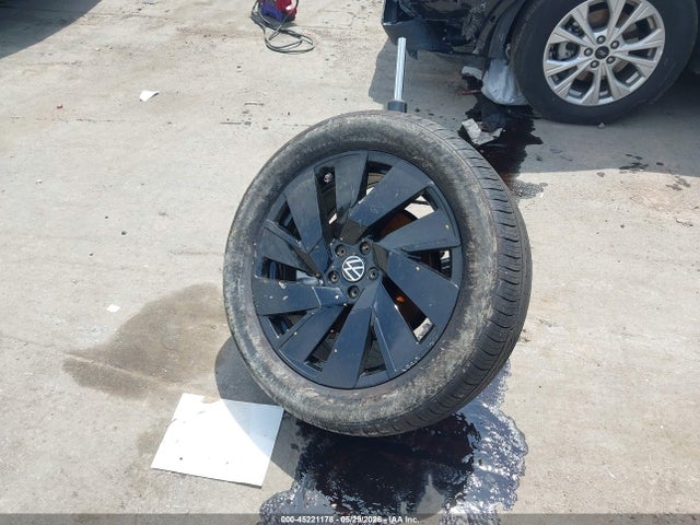 45221178 :رقم المزاد ، 1V2HN2CA8TC558099 vin ، 2026 Volkswagen Atlas Se With Technology مزاد بيع