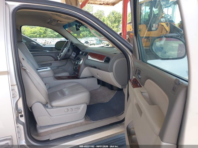 Aukcja sprzedaży 2011 Chevrolet Suburban 1500 Lt1, vin: 1GNSCJE09BR191812, numer aukcji: 45221182
