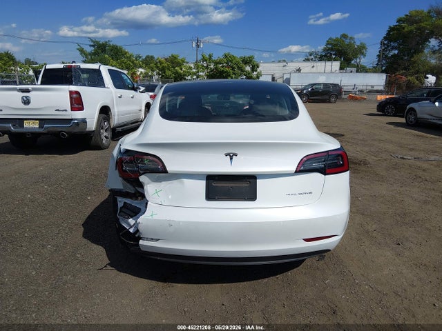 45221208 :رقم المزاد ، 5YJ3E1EB1NF262309 vin ، 2022 Tesla Model 3 Long Range Dual Motor All-wheel Drive مزاد بيع