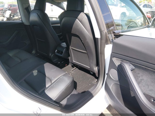 45221208 :رقم المزاد ، 5YJ3E1EB1NF262309 vin ، 2022 Tesla Model 3 Long Range Dual Motor All-wheel Drive مزاد بيع
