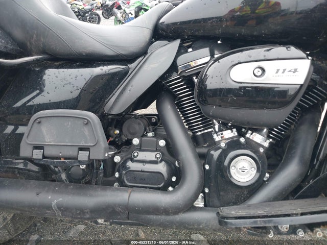 Harley-Davidson FLTRK 2023 1HD1KZF10PB636157 Image 8
