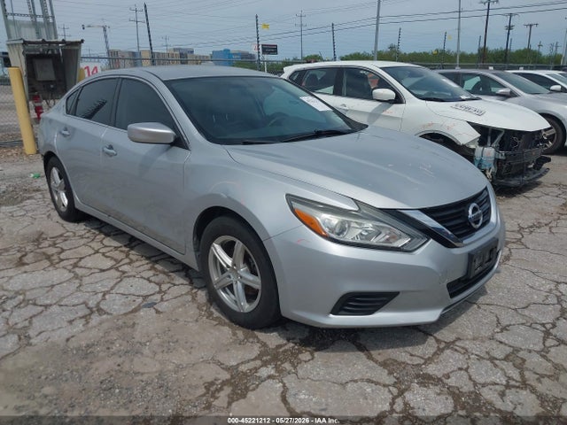 Nissan Altima 2.5 S 2016 1N4AL3AP7GN357722 Image 1