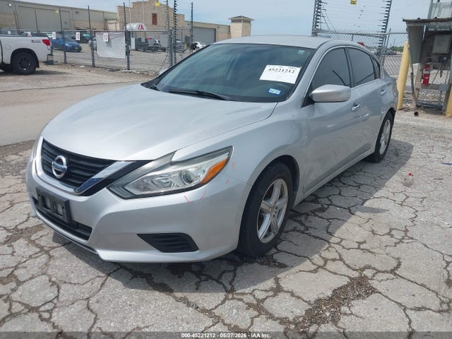 Nissan Altima 2.5 S 2016 1N4AL3AP7GN357722 Image 2