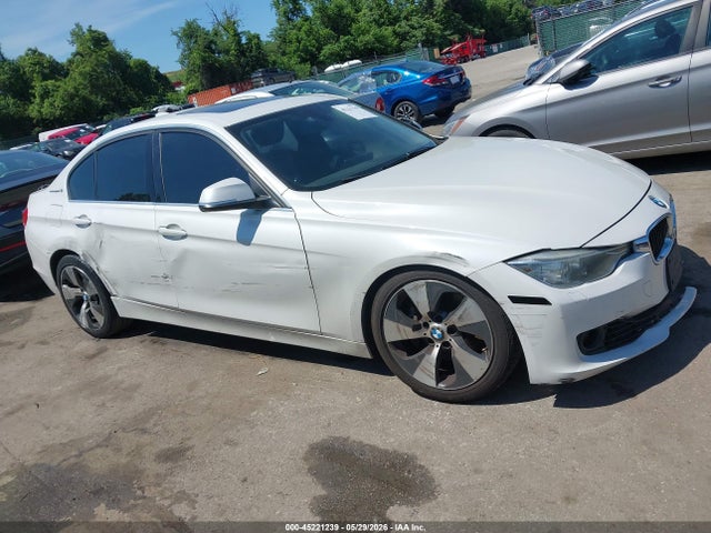 Продажа на аукционе авто 2013 Bmw Activehybrid 3, vin: WBA3F9C57DF484210, номер лота: 45221239