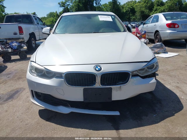 2013 Bmw Activehybrid 3 მანქანა იყიდება აუქციონზე, vin: WBA3F9C57DF484210, აუქციონის ნომერი: 45221239