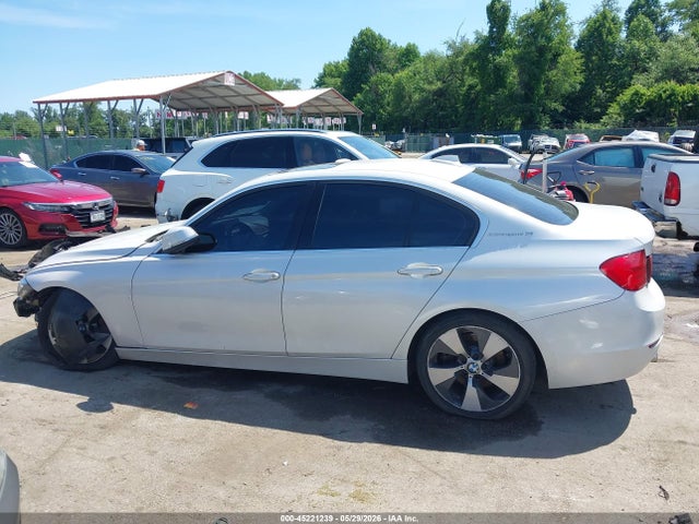 2013 Bmw Activehybrid 3 მანქანა იყიდება აუქციონზე, vin: WBA3F9C57DF484210, აუქციონის ნომერი: 45221239