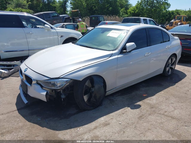 2013 Bmw Activehybrid 3 მანქანა იყიდება აუქციონზე, vin: WBA3F9C57DF484210, აუქციონის ნომერი: 45221239