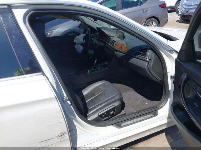 2013 Bmw Activehybrid 3 მანქანა იყიდება აუქციონზე, vin: WBA3F9C57DF484210, აუქციონის ნომერი: 45221239