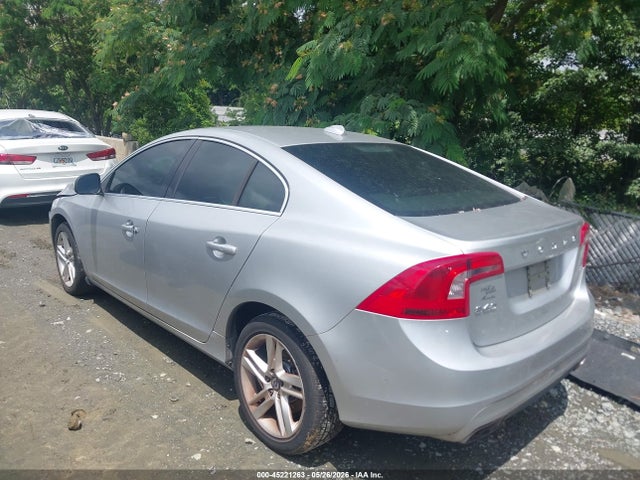 2015 Volvo S60 T5 Premier მანქანა იყიდება აუქციონზე, vin: YV140MFK6F2366540, აუქციონის ნომერი: 45221263
