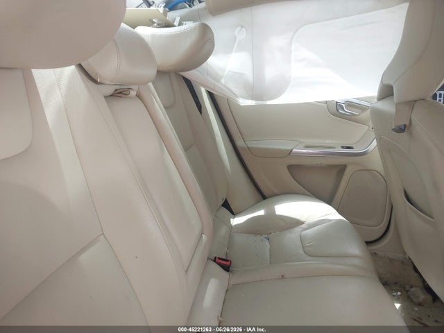 2015 Volvo S60 T5 Premier მანქანა იყიდება აუქციონზე, vin: YV140MFK6F2366540, აუქციონის ნომერი: 45221263
