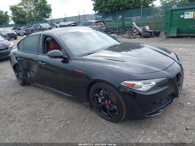 Alfa Romeo Giulia Awd 2018 ZARFAEDN5J7592892 Image 1