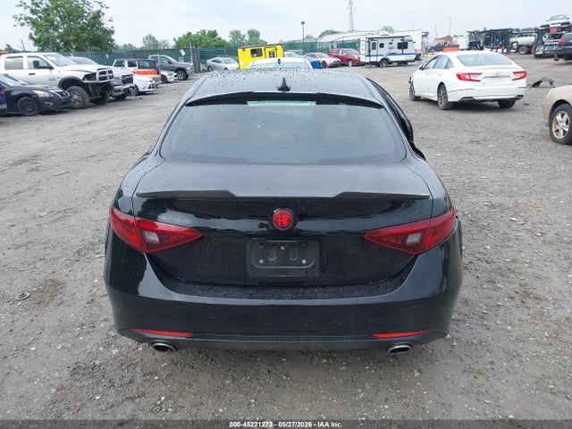 Alfa Romeo Giulia Awd 2018 ZARFAEDN5J7592892 Image 15