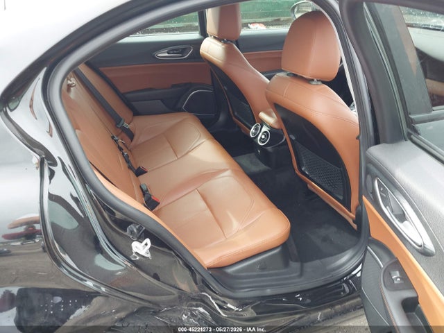 Alfa Romeo Giulia Awd 2018 ZARFAEDN5J7592892 Image 8