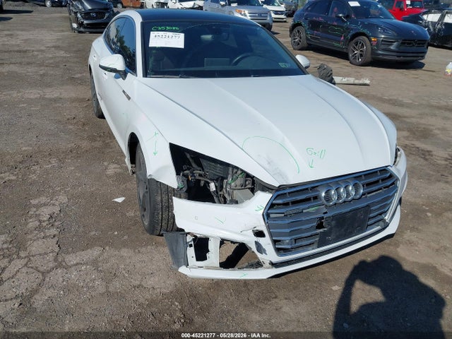 2018 Audi A5 2.0t Premium მანქანა იყიდება აუქციონზე, vin: WAUENCF53JA086795, აუქციონის ნომერი: 45221277