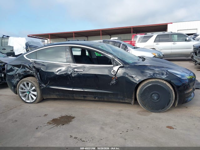 2020 Tesla Model 3 Long Range Dual Motor All-wheel Drive მანქანა იყიდება აუქციონზე, vin: 5YJ3E1EB8LF666270, აუქციონის ნომერი: 45221286