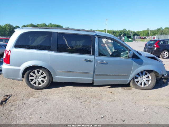 45221290 :رقم المزاد ، 2C4RC1BG6GR247439 vin ، 2016 Chrysler Town & Country Touring مزاد بيع