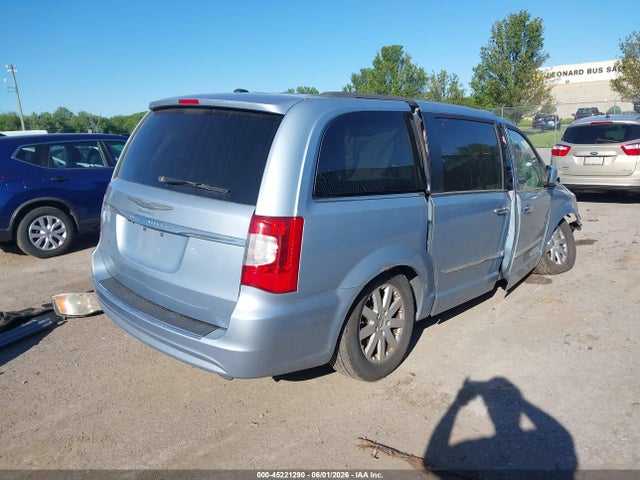 45221290 :رقم المزاد ، 2C4RC1BG6GR247439 vin ، 2016 Chrysler Town & Country Touring مزاد بيع