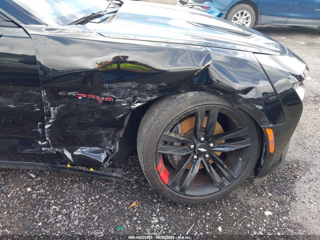 45221305 :رقم المزاد ، 1G1FH1R72H0215697 vin ، 2017 Chevrolet Camaro 2ss مزاد بيع