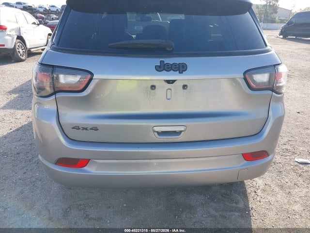 Продажа на аукционе авто 2022 Jeep Compass High Altitude 4x4, vin: 3C4NJDCB4NT212482, номер лота: 45221315