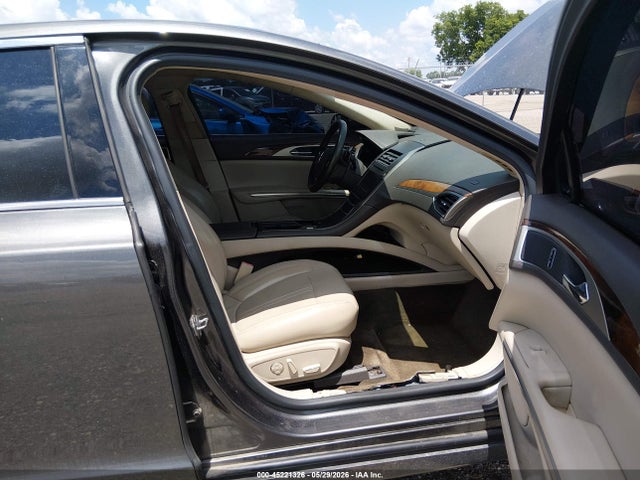 Продаж на аукціоні авто 2016 Lincoln Mkz, vin: 3LN6L2G99GR627108, номер лоту: 45221326