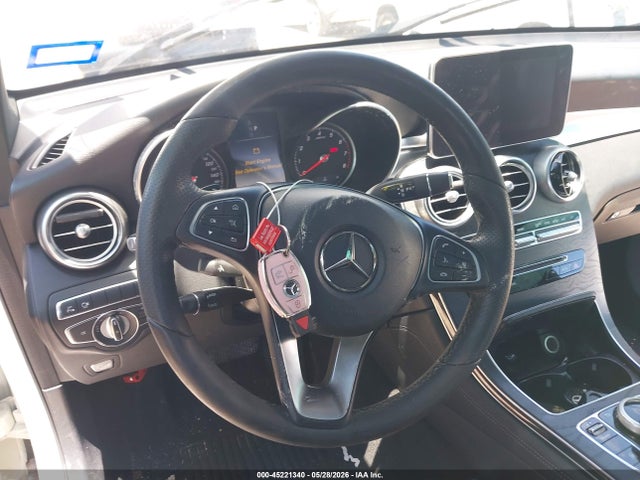 2018 Mercedes-benz Glc 300 მანქანა იყიდება აუქციონზე, vin: WDC0G4JBXJV065942, აუქციონის ნომერი: 45221340