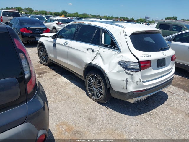 2018 Mercedes-benz Glc 300 მანქანა იყიდება აუქციონზე, vin: WDC0G4JBXJV065942, აუქციონის ნომერი: 45221340