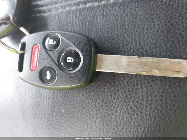 45221432 :رقم المزاد ، 1HGCS12788A018454 vin ، 2008 Honda Accord 2.4 Ex مزاد بيع