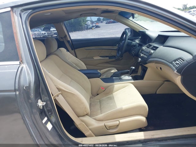45221432 :رقم المزاد ، 1HGCS12788A018454 vin ، 2008 Honda Accord 2.4 Ex مزاد بيع