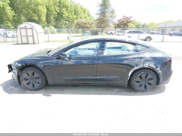 45221516 :رقم المزاد ، 5YJ3E1EAXTF139807 vin ، 2026 Tesla Model 3 Premium Rear-wheel Drive/rear-wheel Drive مزاد بيع
