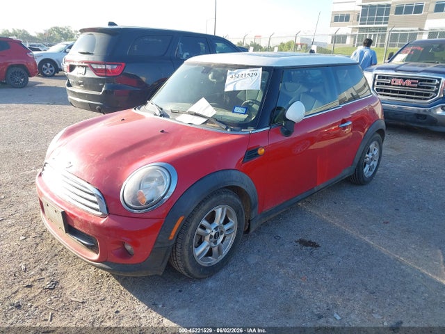 Продаж на аукціоні авто 2013 Mini Hardtop Cooper, vin: WMWSU3C55DT682400, номер лоту: 45221529