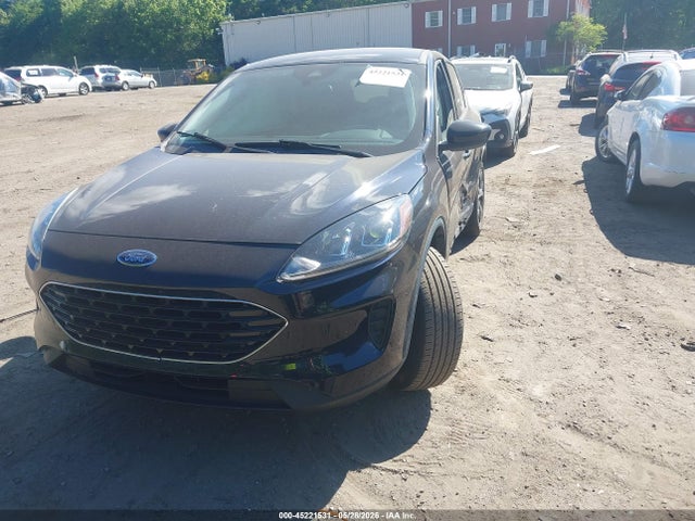 45221531 :رقم المزاد ، 1FMCU9G69MUA15770 vin ، 2021 Ford Escape Se مزاد بيع