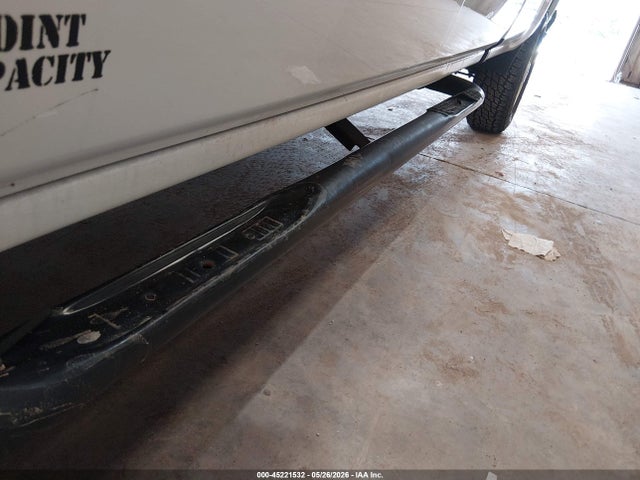 Chevrolet Silverado 3500hd Wt 2018 1GC4KYCG4JF272326 Image 2