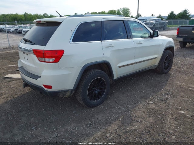 45221578 :رقم المزاد ، 1J4RR4GT4BC610466 vin ، 2011 Jeep Grand Cherokee Laredo مزاد بيع